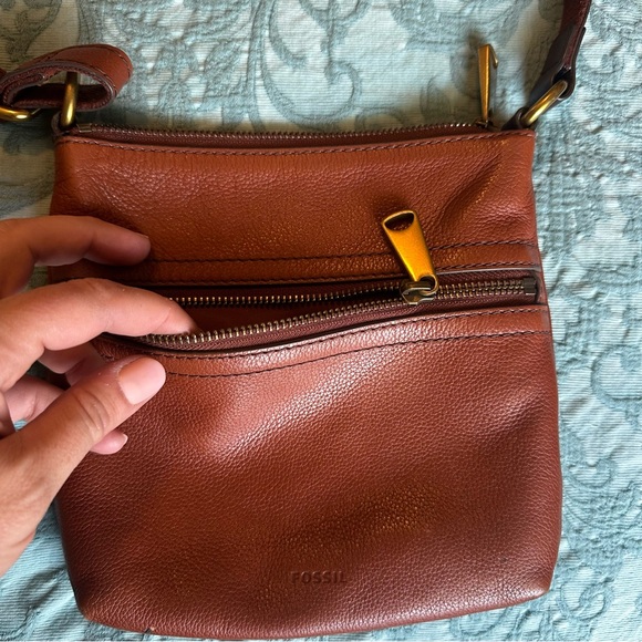 FOSSIL Reddish/Brown Cross Body Small Purse - Picture 2 of 8